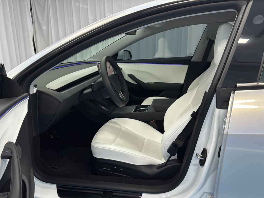 Tesla Model 3 2023 #17 Tesla Model 3 2023 car image #17