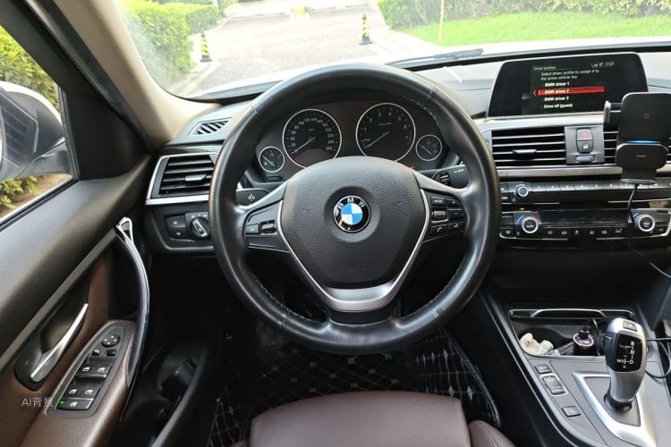 BMW 3 Series 2018 #12 BMW 3 Series 2018 car image #12