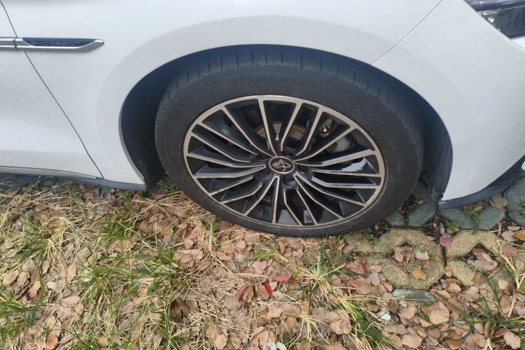 BYD Han 2021 car image #9