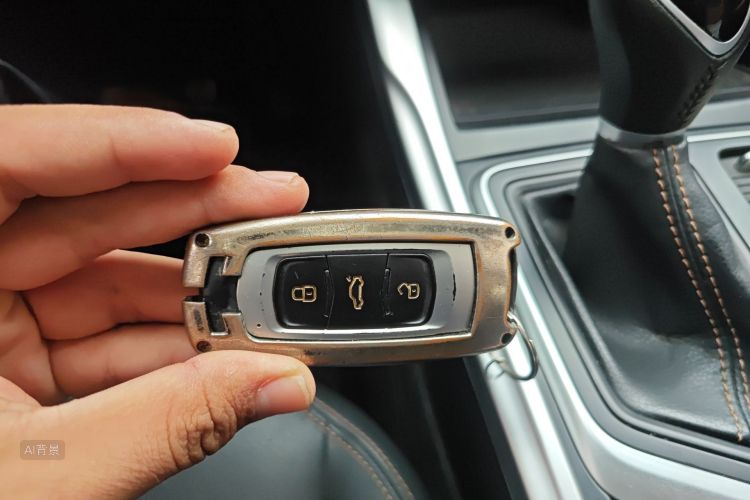 GEELY Vision X6 2018 immagine di auto #10