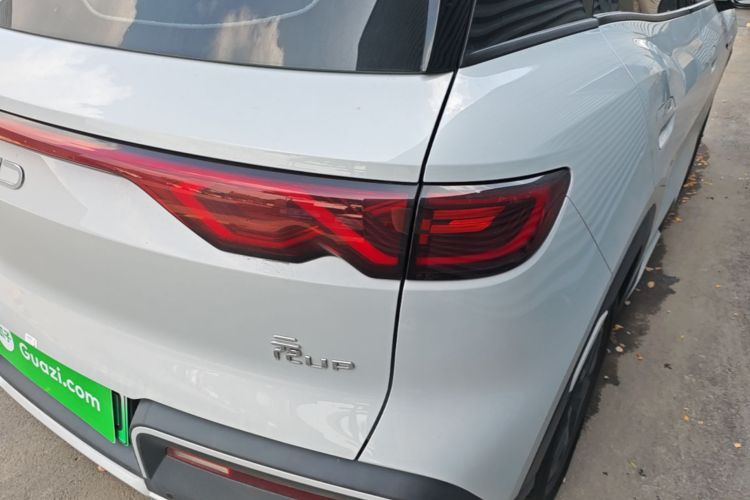 BYD YuanUP 2024 car image #8
