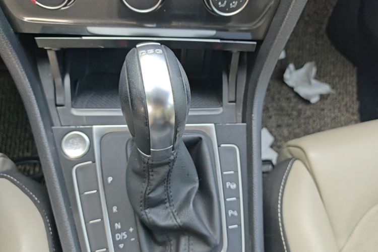 Volkswagen Golf 2017 #14 Volkswagen Golf 2017 car image #14