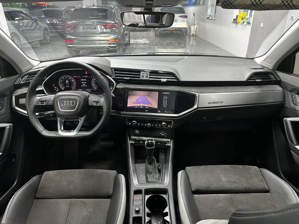 Audi Q3 2022 #5 Audi Q3 2022 car image #5