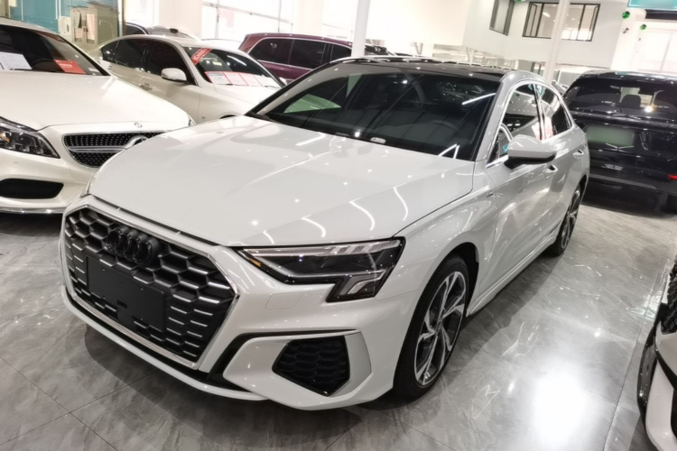 Audi A3 2023 car image #2