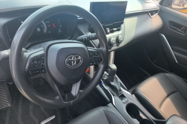 Toyota Corolla Cross 2024 #10 Toyota Corolla Cross 2024 car image #10