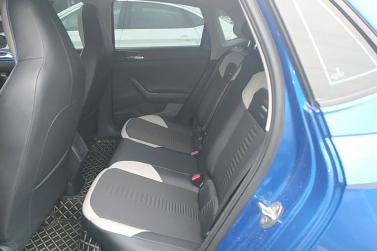 Volkswagen Polo 2020 car image #17