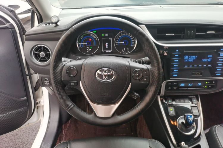 Toyota Corolla 2018 car image #11
