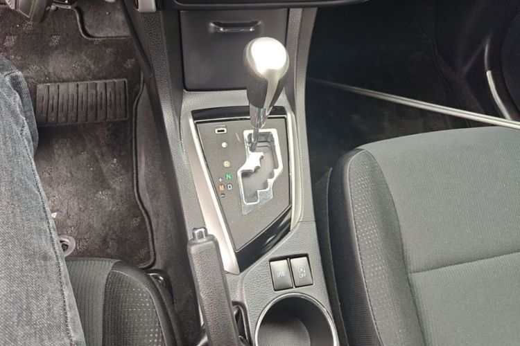 Toyota Corolla 2017 #14 Toyota Corolla 2017 car image #14