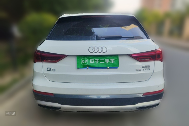 Audi Q3 2022 car image #6