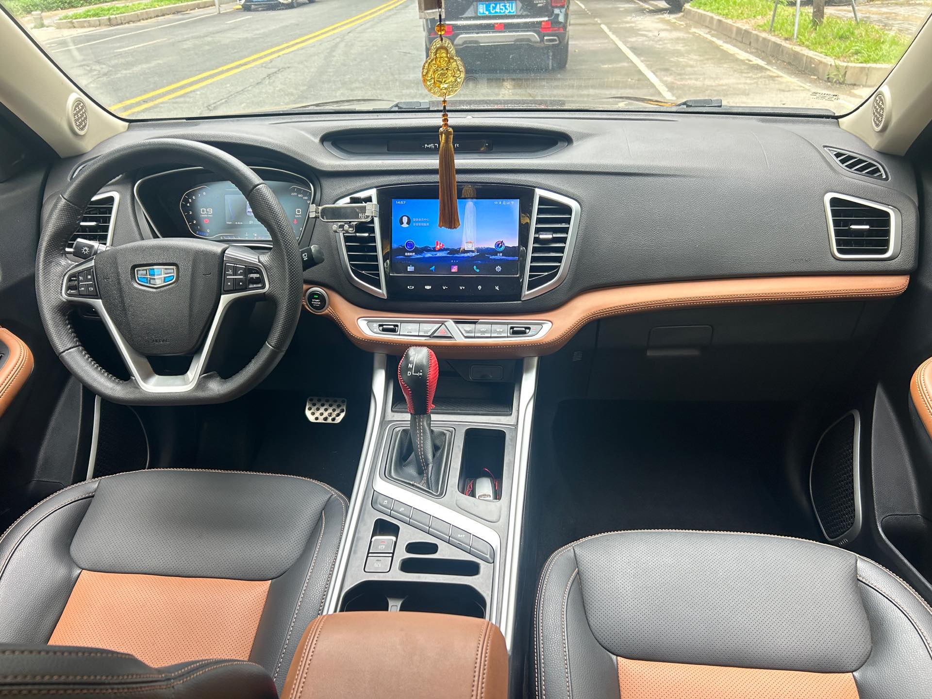 GEELY Vision X6 2019 car image #7