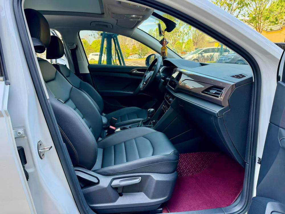 Volkswagen Tharu 2021 car image #6