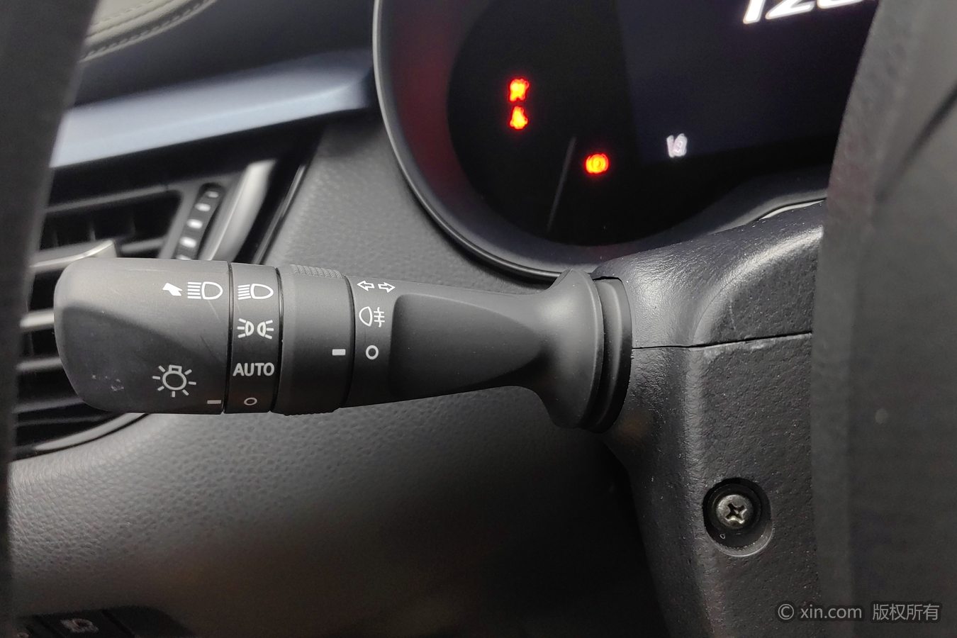 Toyota Izoa 2024 car image #22