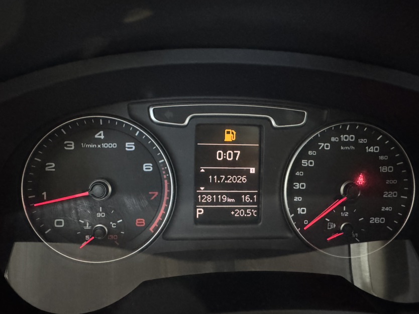 Audi Q3 2014 imagem de carro #13