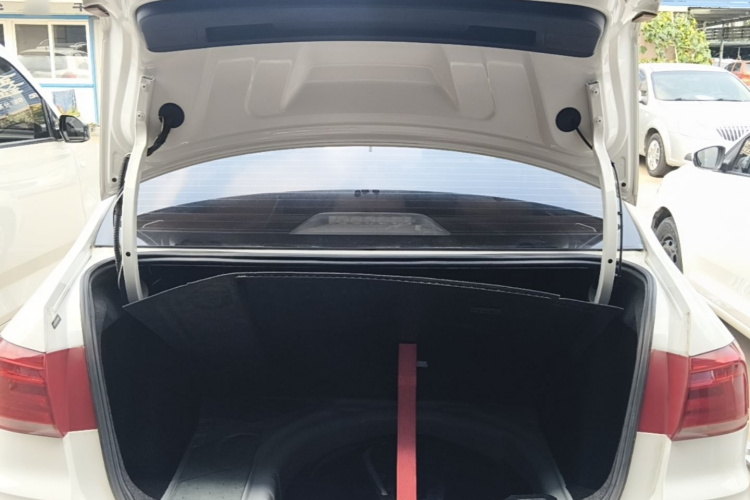 Volkswagen Santana 2018 #19 Volkswagen Santana 2018 car image #19