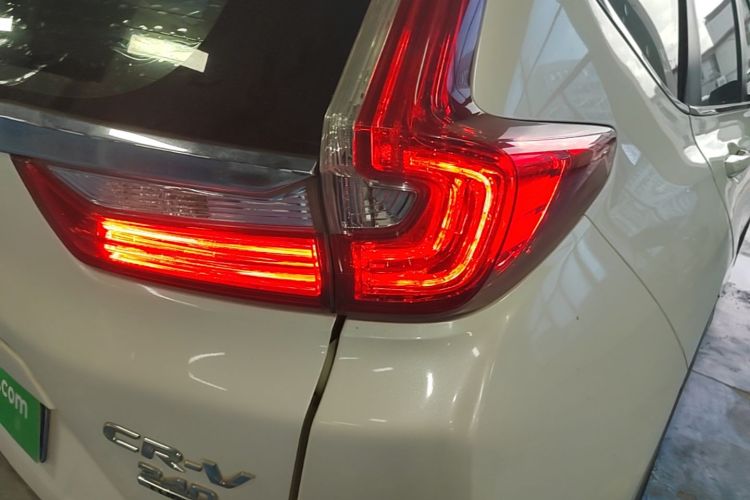 Honda CR-V 2018 #8 Honda CR-V 2018 car image #8