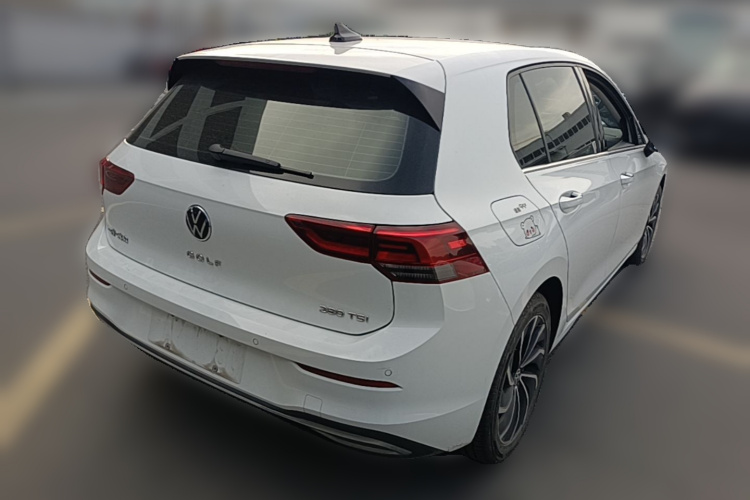 Volkswagen Golf 2021 car image #7