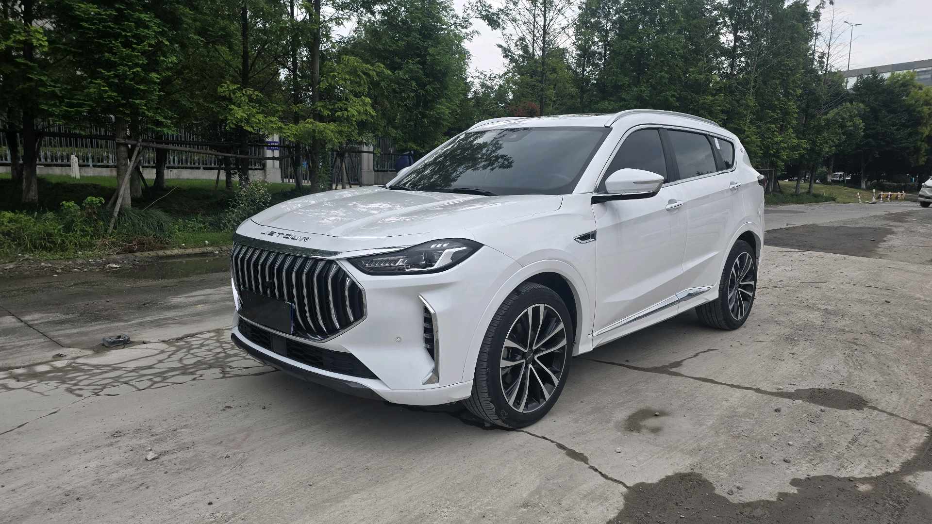 Jetour X70 PLUS 2022 car image 