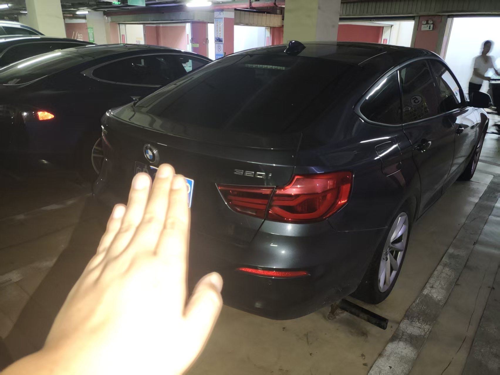 BMW 3 Series GT 2018 صورة سيارة #4