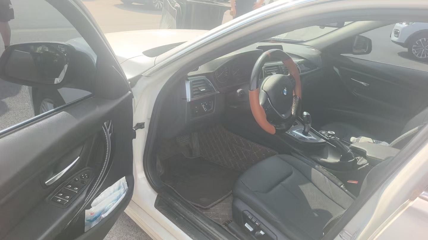 BMW 3 Series 2017 #2 BMW 3 Series 2017 car image #2