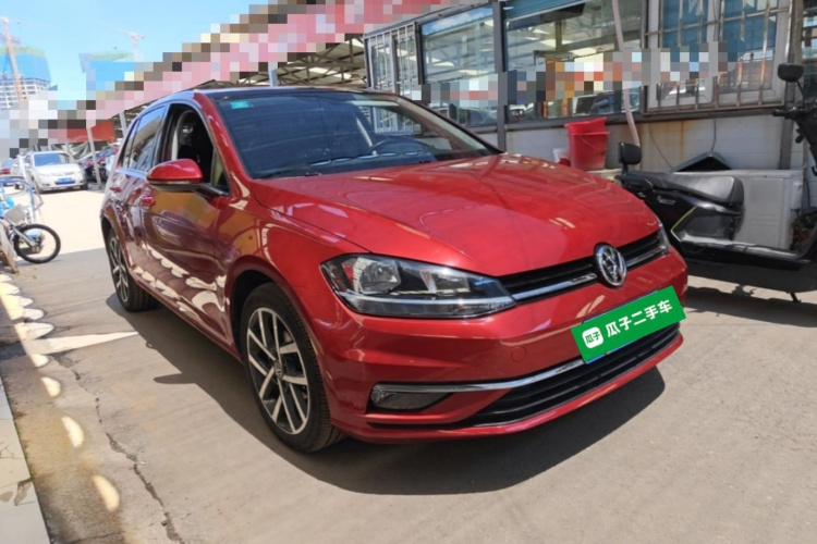 Volkswagen Golf 2019 car image #4