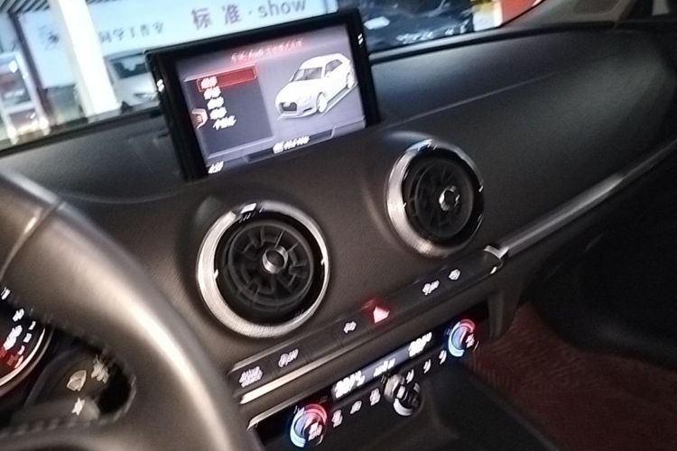 Audi A3 2018 #13 Audi A3 2018 car image #13