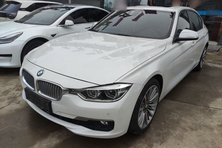 BMW 3 Series 2019 #2 BMW 3 Series 2019 immagine di auto #2