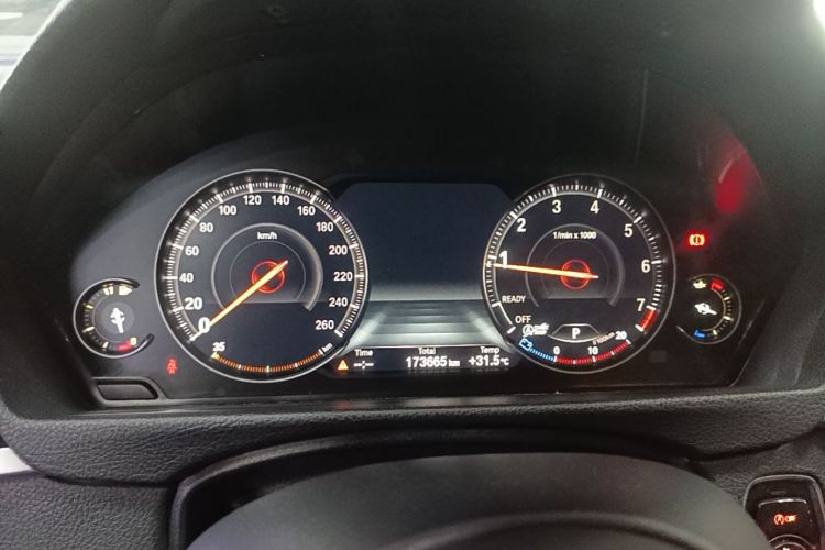 BMW 3 Series 2018 #12 BMW 3 Series 2018 car image #12