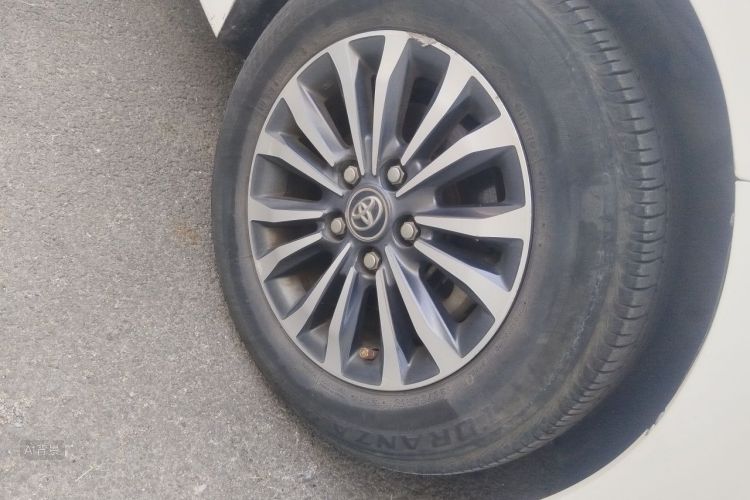 Toyota Corolla 2018 car image #9