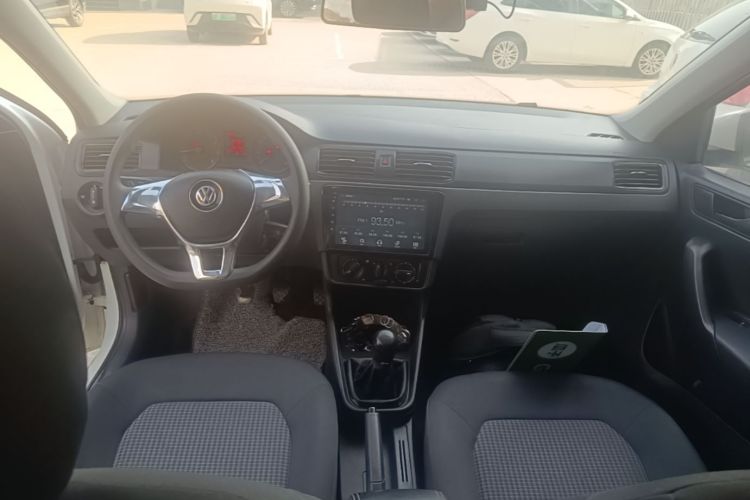 Volkswagen Santana 2017 #11 Volkswagen Santana 2017 car image #11