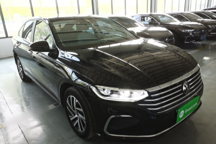 Volkswagen Lavida 2025 car image #6