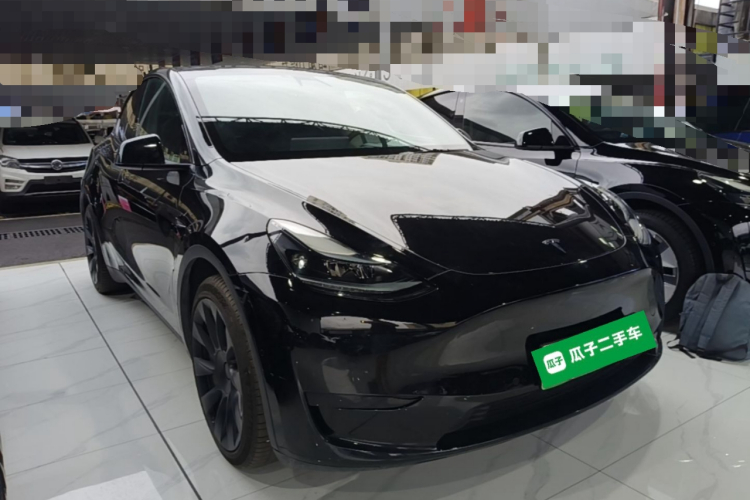 Tesla Model Y 2022 #4 Tesla Model Y 2022 car image #4