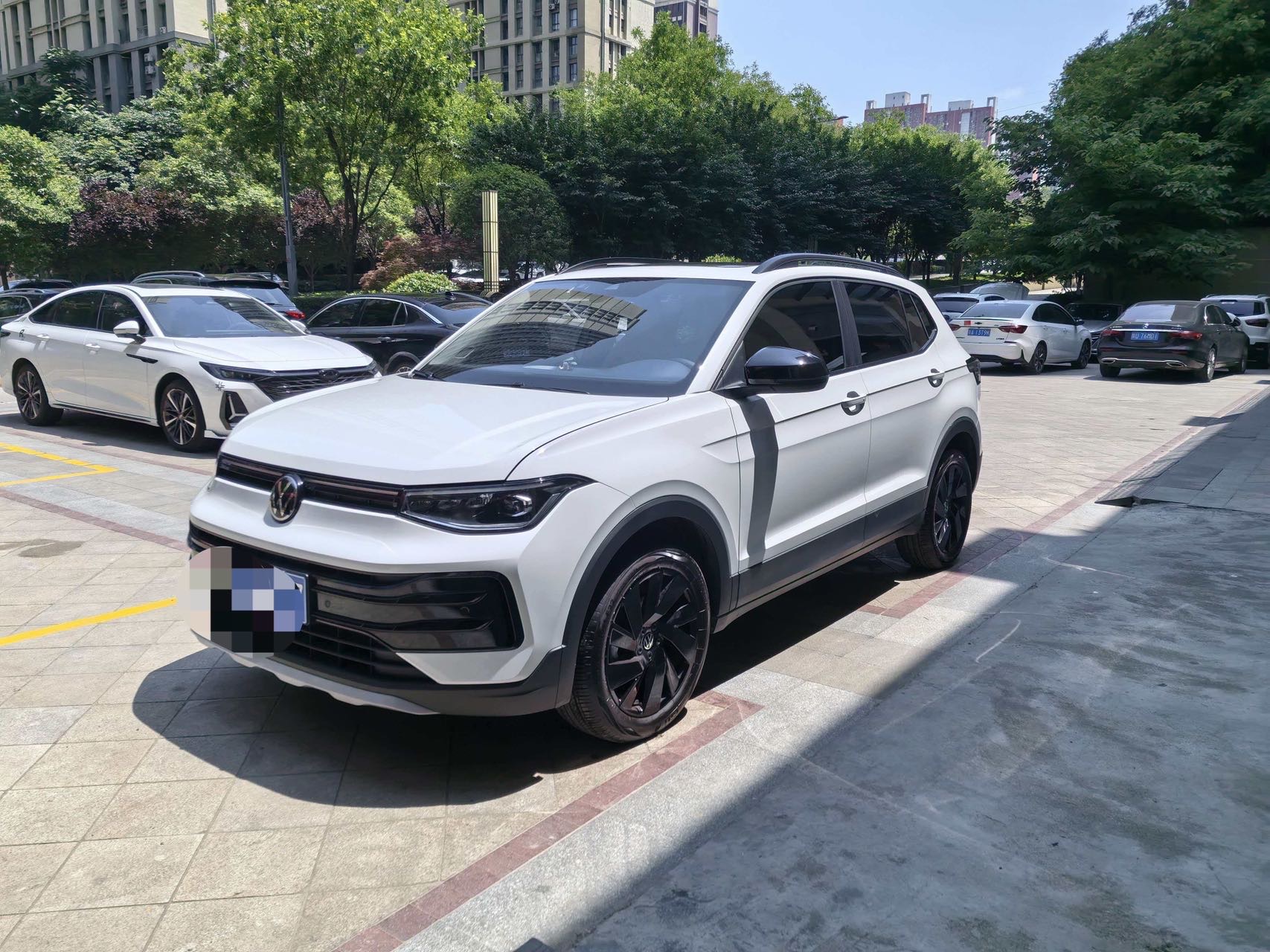 2025 car image 