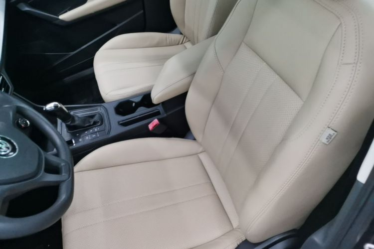 Volkswagen Lavida 2019 car image #17