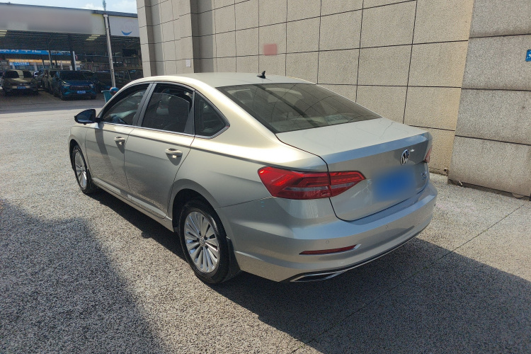 Volkswagen Lavida 2020 car image #5