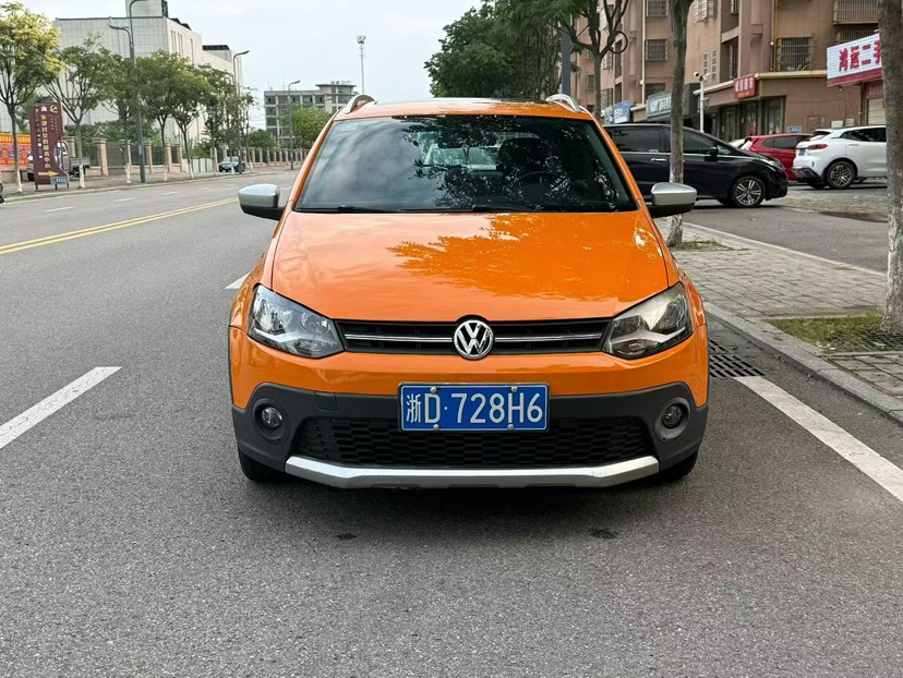 Volkswagen Polo 2013 #6 Volkswagen Polo 2013 car image #6
