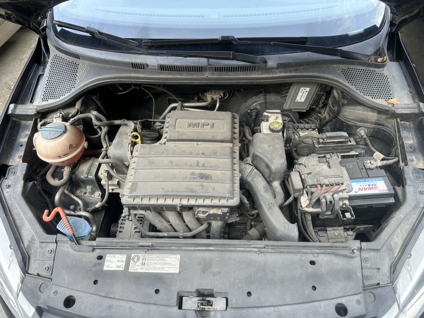 Volkswagen Santana 2014 car image #8