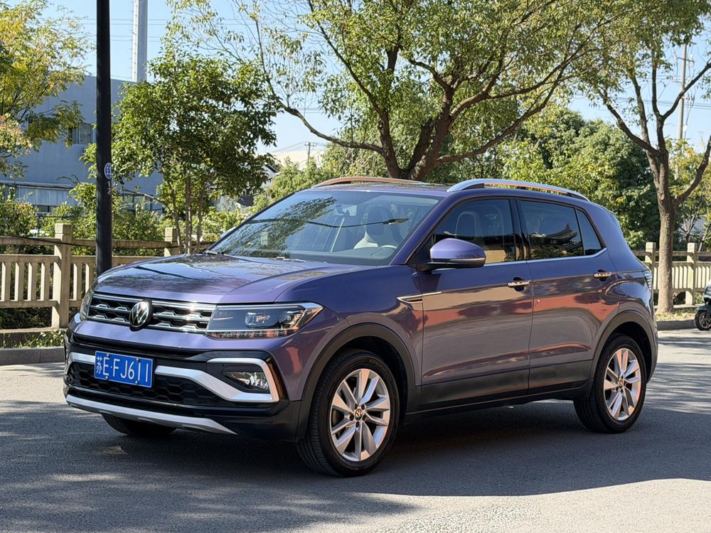 Volkswagen T-Cross 2020 Volkswagen T-Cross 2020 صورة سيارة