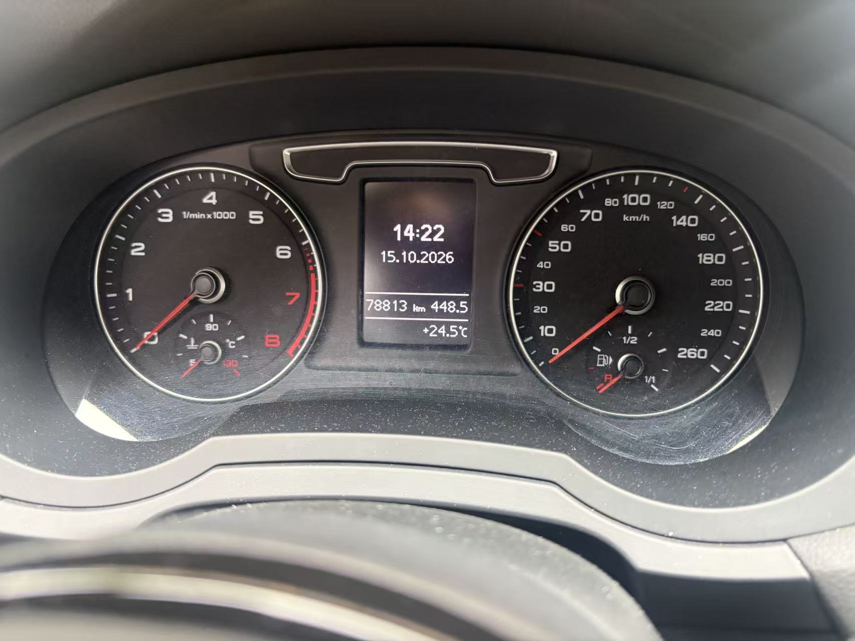 Audi Q3 2017 imagem de carro #2