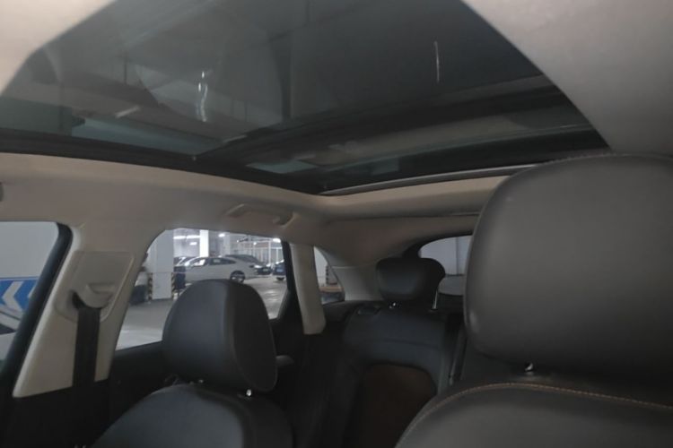 Audi Q3 2017 #18 Audi Q3 2017 car image #18