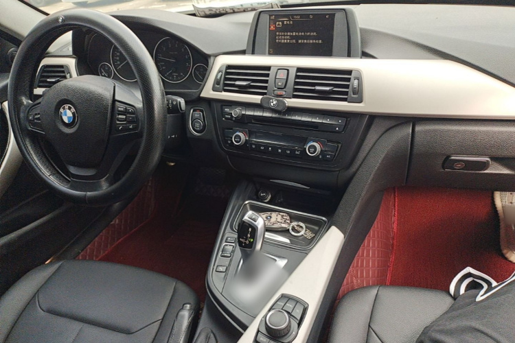 BMW 3 Series 2015 car image #10