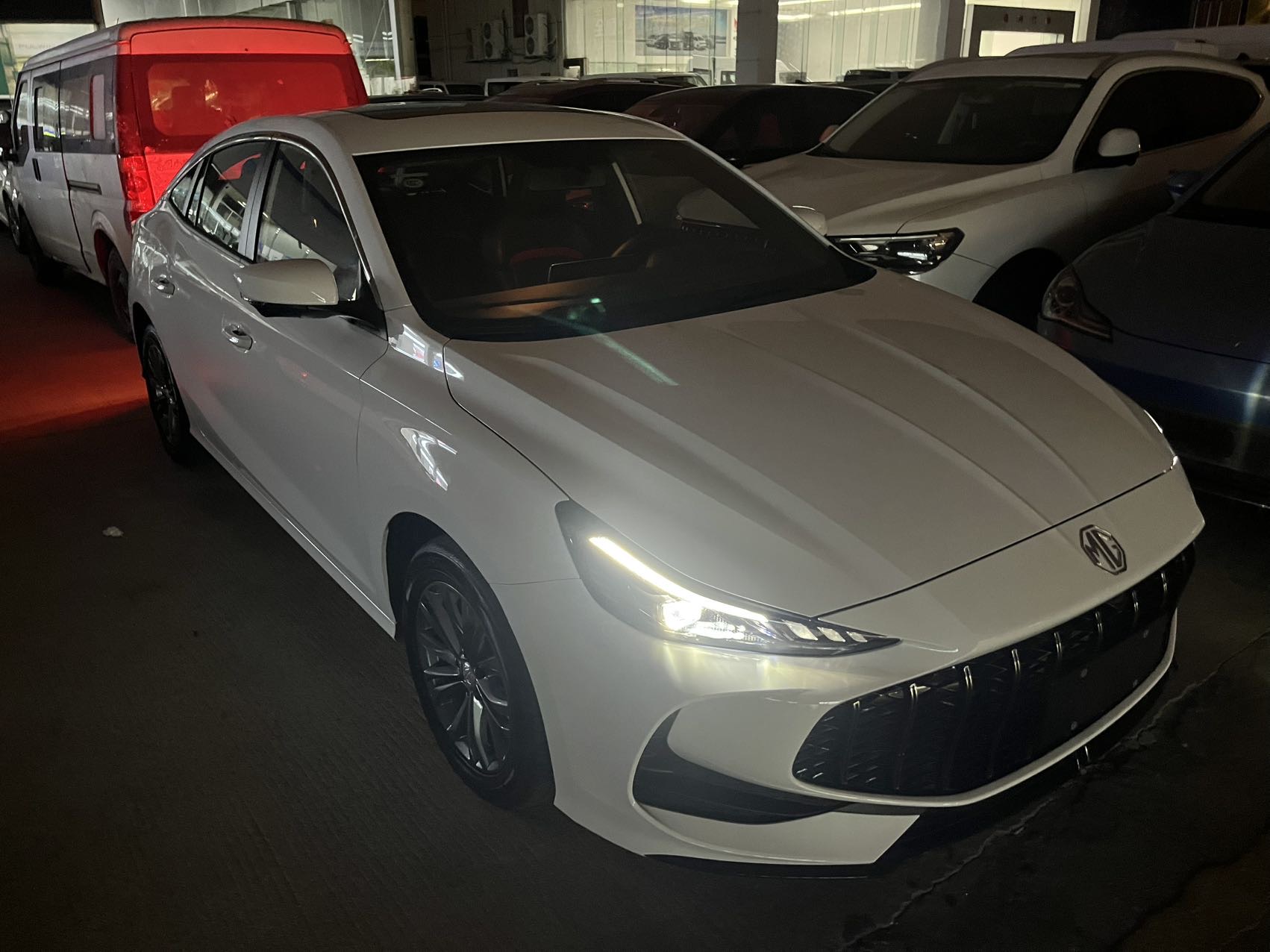 MG 5 2026 car image #2