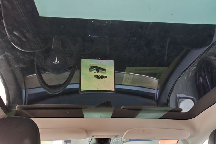 Tesla Model Y 2023 #18 Tesla Model Y 2023 car image #18