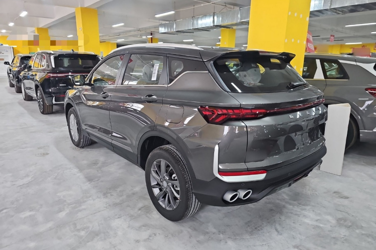 GEELY Coolray 2026 #8 GEELY Coolray 2026 car image #8
