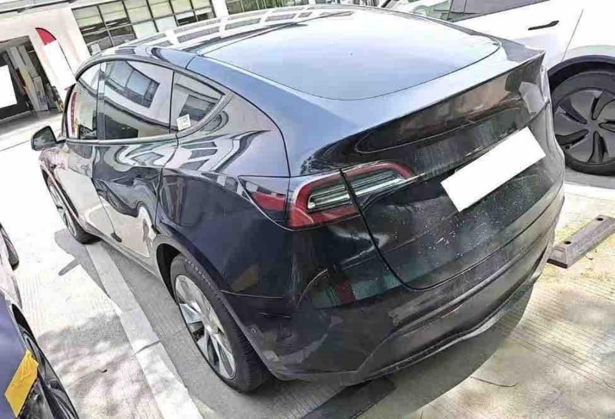 Tesla Model Y 2022 #12 Tesla Model Y 2022 car image #12