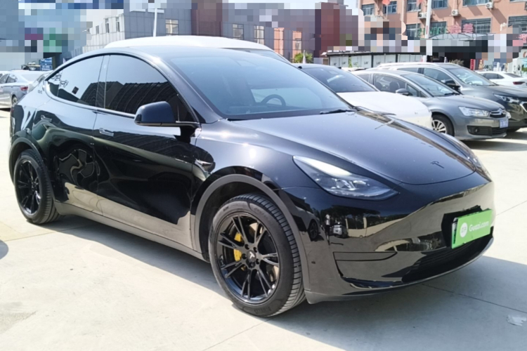 Tesla Model Y 2023 #4 Tesla Model Y 2023 immagine di auto #4