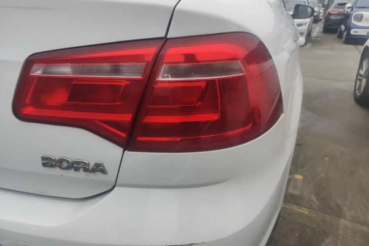 Volkswagen Bora 2016 immagine di auto #8