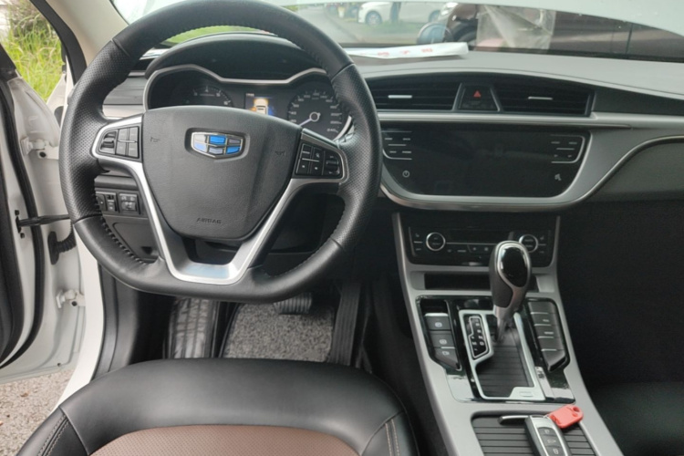 GEELY Emgrand GL 2018 car image #10