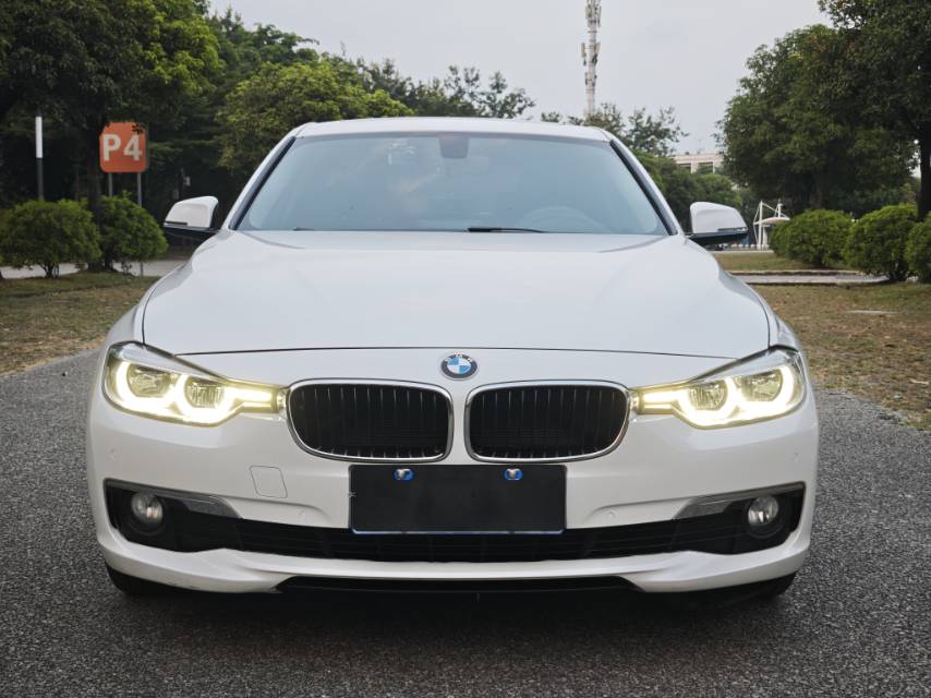 BMW 3 Series 2017 #2 BMW 3 Series 2017 car image #2