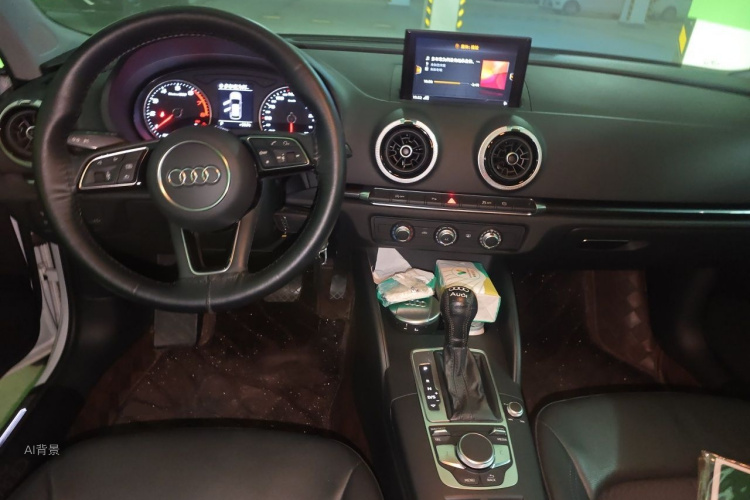 Audi A3 2019 car image #11