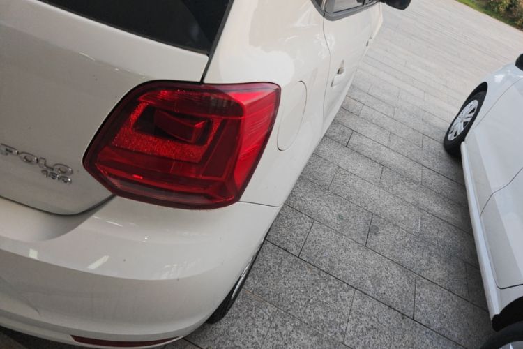 Volkswagen Polo 2019 car image #8